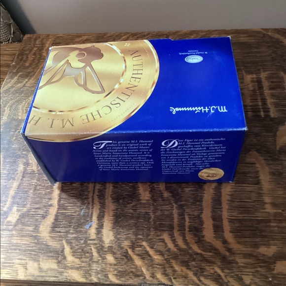 Hummel ~Carnival - Picture 11 of 14